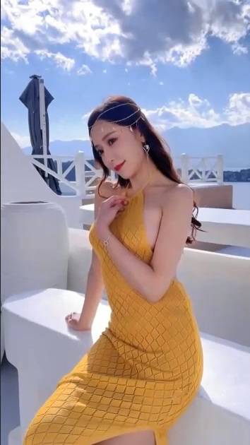 秀人视频 王馨瑶 户外真空露超大尺