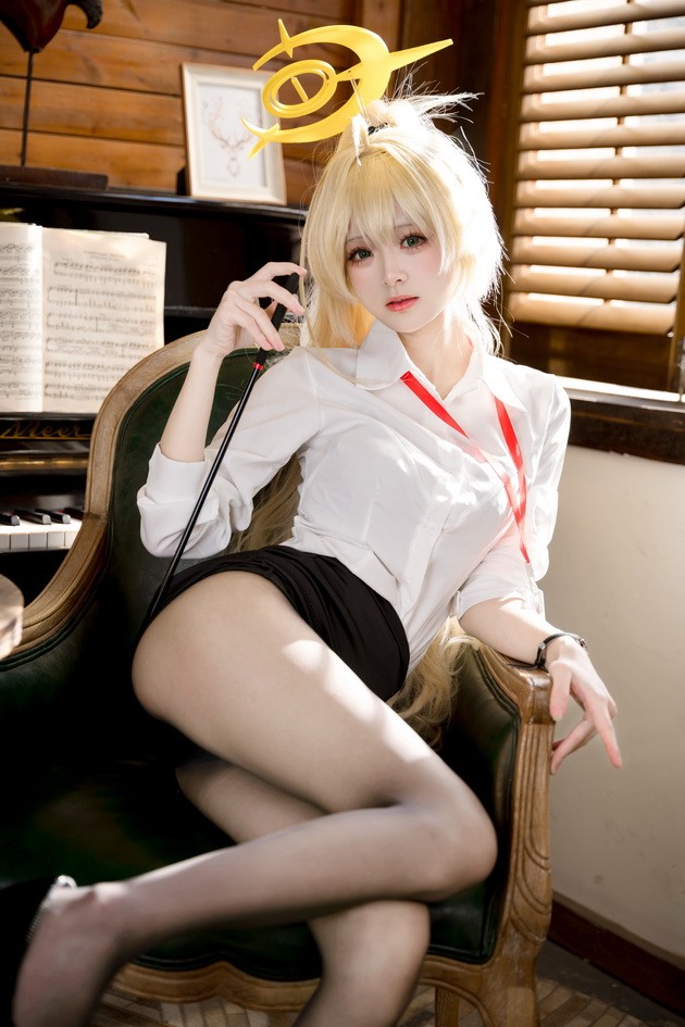 九柒喵 - NO.011 笑面教授OL制服 [53P-678MB]