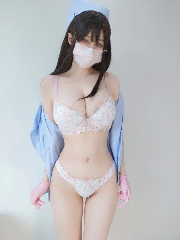 白银81 – NO.201 自摄Vol.95 蓝色护士[162P-19V-3.14G]