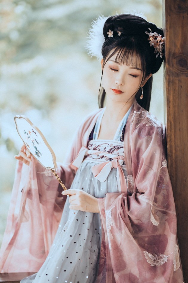 [YITUYU艺图语]2021.09.02 幽人独自怜 Seven[25+1P／464MB]