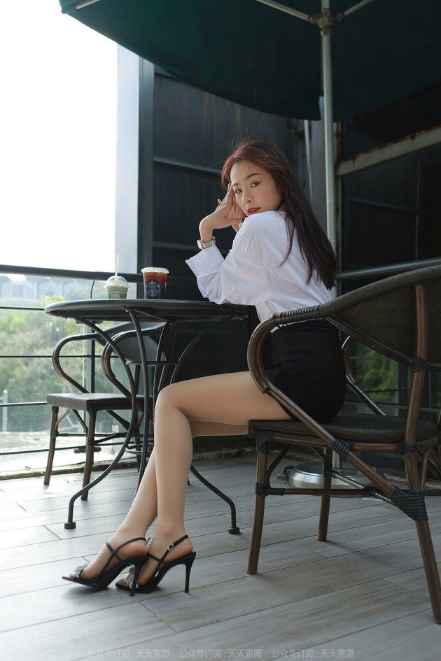 [IESS异思趣向] 2022.10.21 丝享家 1244 小金《阳光少女》[80P-1