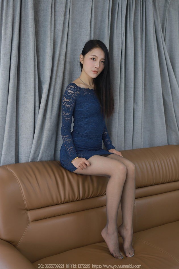 [IESS异思趣向] 2023.10.11 丝享家 1556 婉萍《蓝色镂空包臀裙》